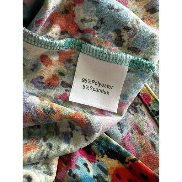 Norm Thompson Women's Plus Multicolor Watercolor Floral Tank Top Size 1X - Picture 6 of 6